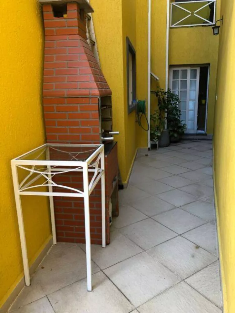 Casa à venda com 3 quartos, 134m² - Foto 2