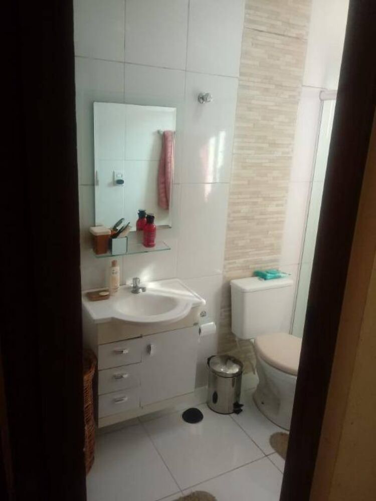 Sobrado à venda com 2 quartos, 100m² - Foto 2