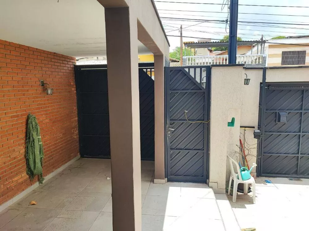 Casa à venda com 3 quartos, 120m² - Foto 2