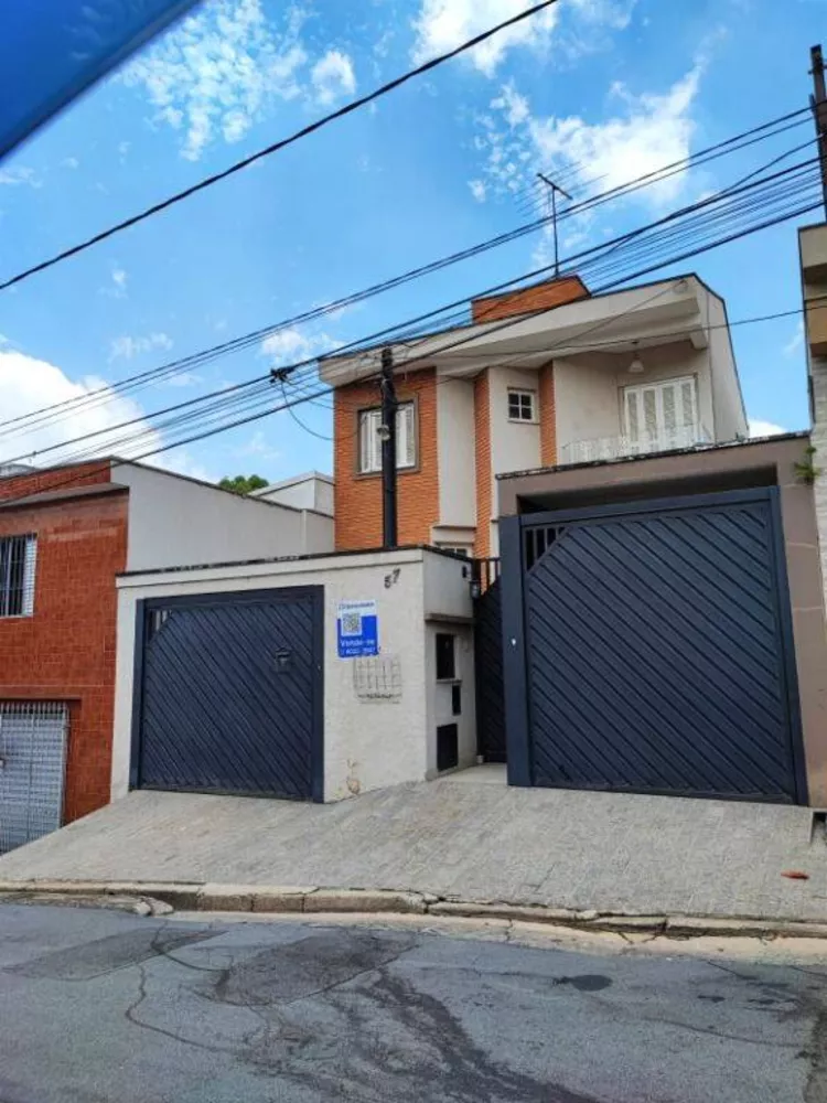 Casa à venda com 3 quartos, 120m² - Foto 1