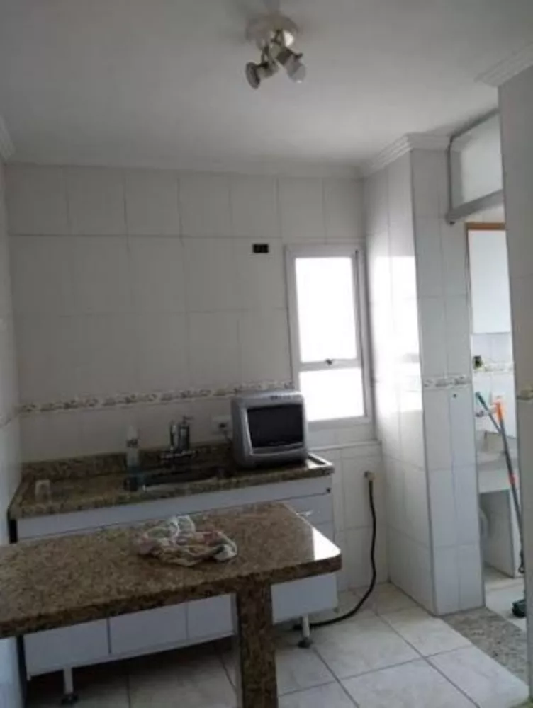 Apartamento à venda com 3 quartos, 77m² - Foto 1