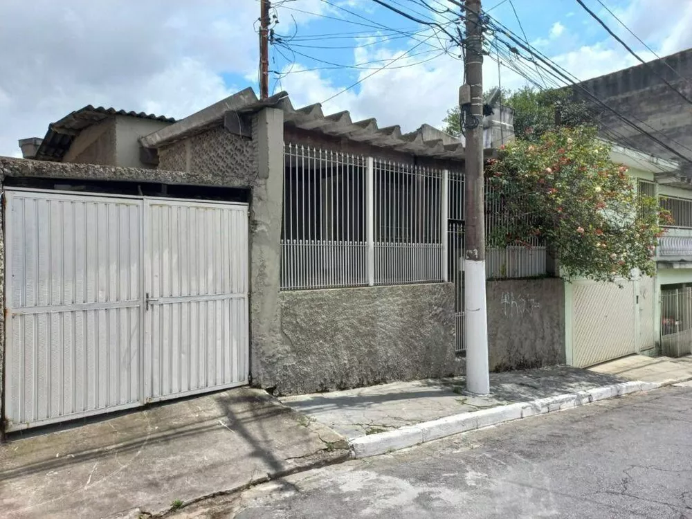 Casa à venda com 2 quartos, 117m² - Foto 2