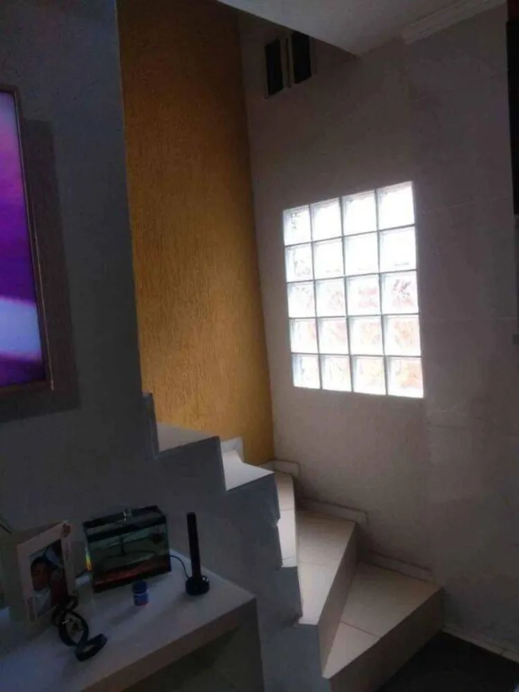 Casa, 3 quartos, 200 m² - Foto 3