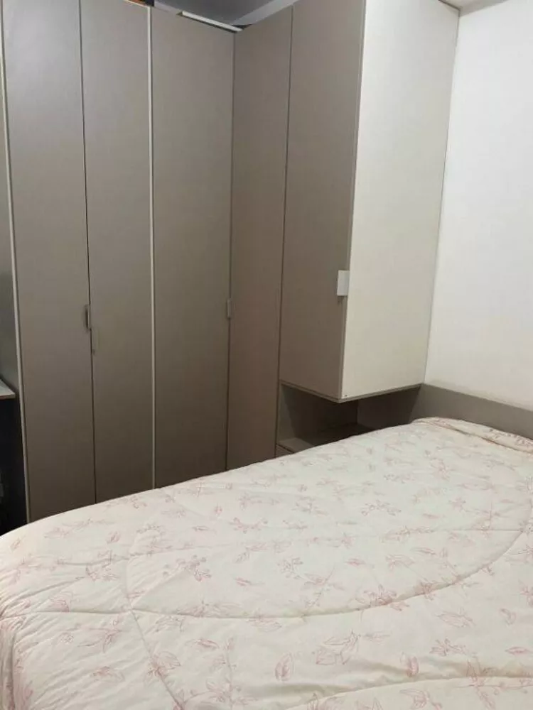 Apartamento à venda com 1 quarto, 33m² - Foto 2