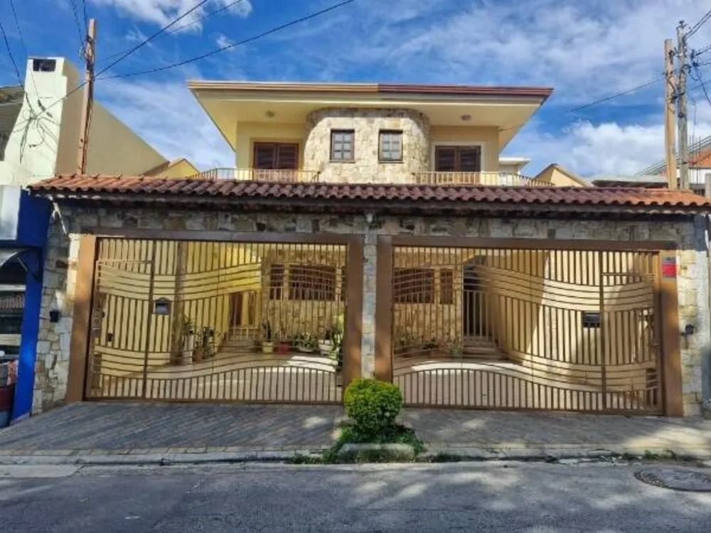 Sobrado, 4 quartos, 180 m² - Foto 1