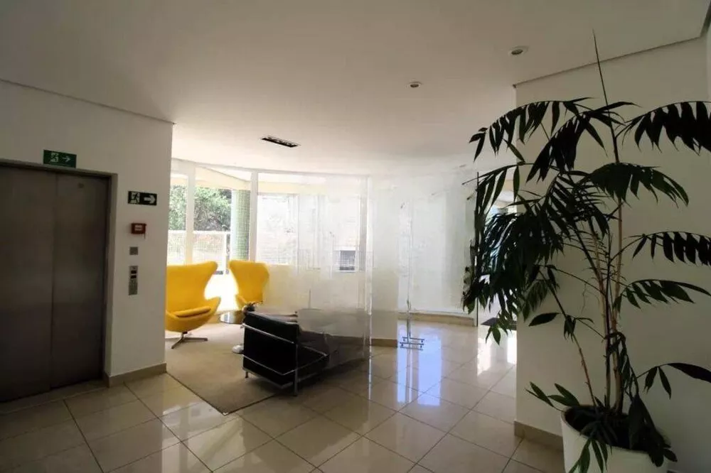 Apartamento para alugar com 3 quartos, 130m² - Foto 1