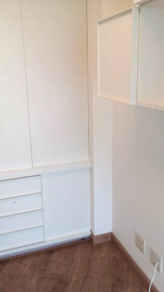 Apartamento para alugar com 3 quartos, 130m² - Foto 3