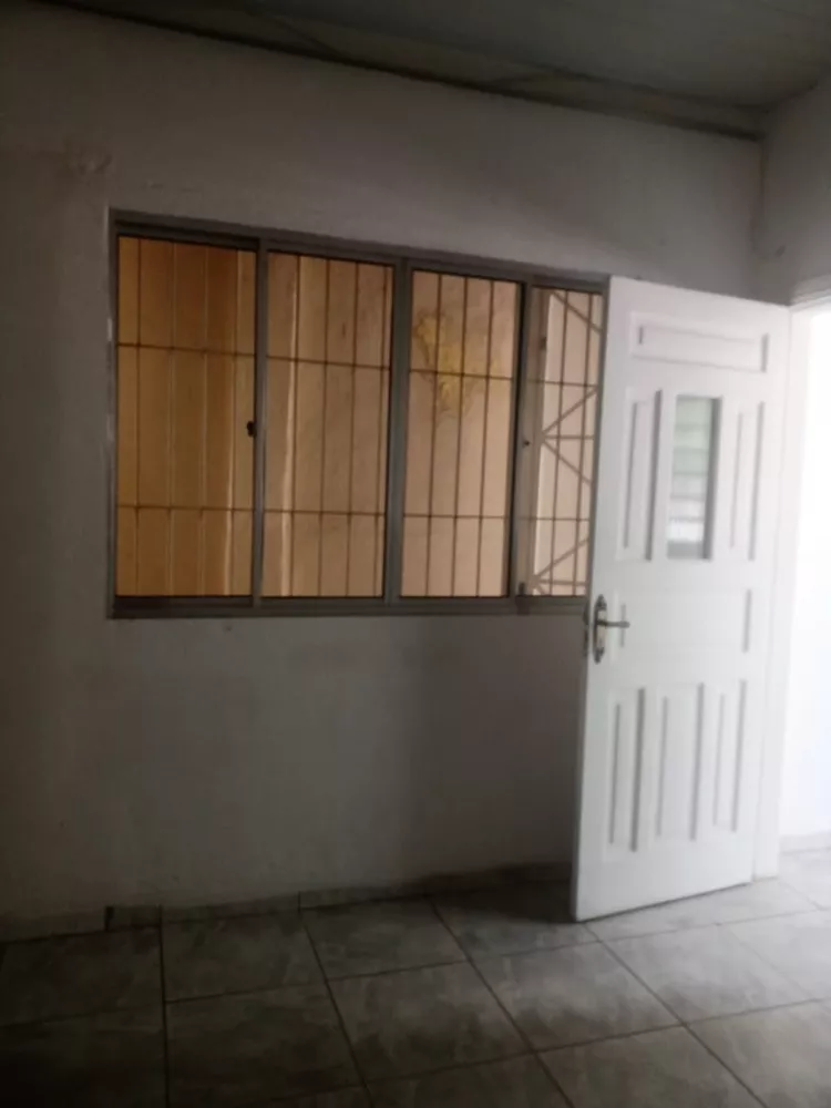 Casa à venda com 2 quartos, 100m² - Foto 6