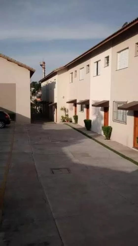 Sobrado à venda com 2 quartos, 68m² - Foto 4