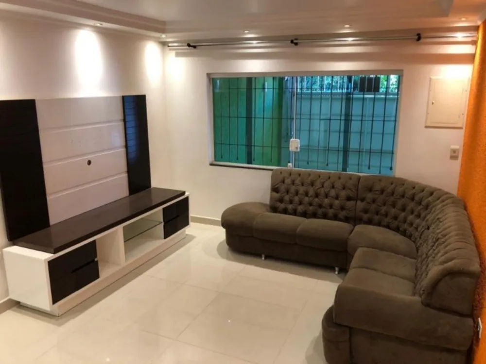 Sobrado, 3 quartos, 220 m² - Foto 1