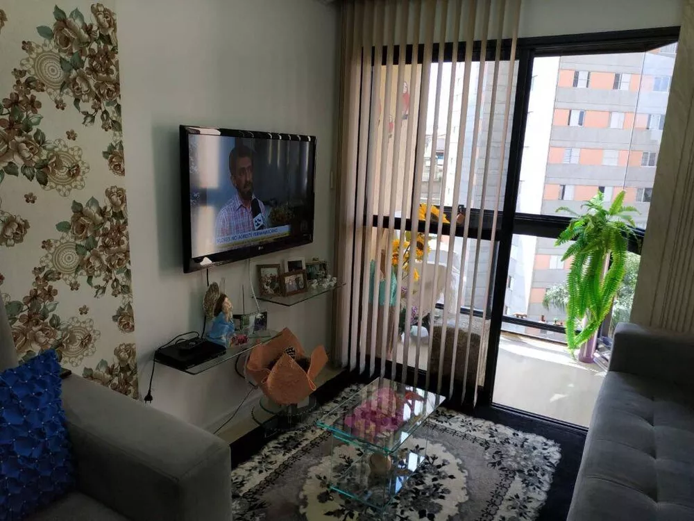 Apartamento à venda com 3 quartos, 70m² - Foto 1