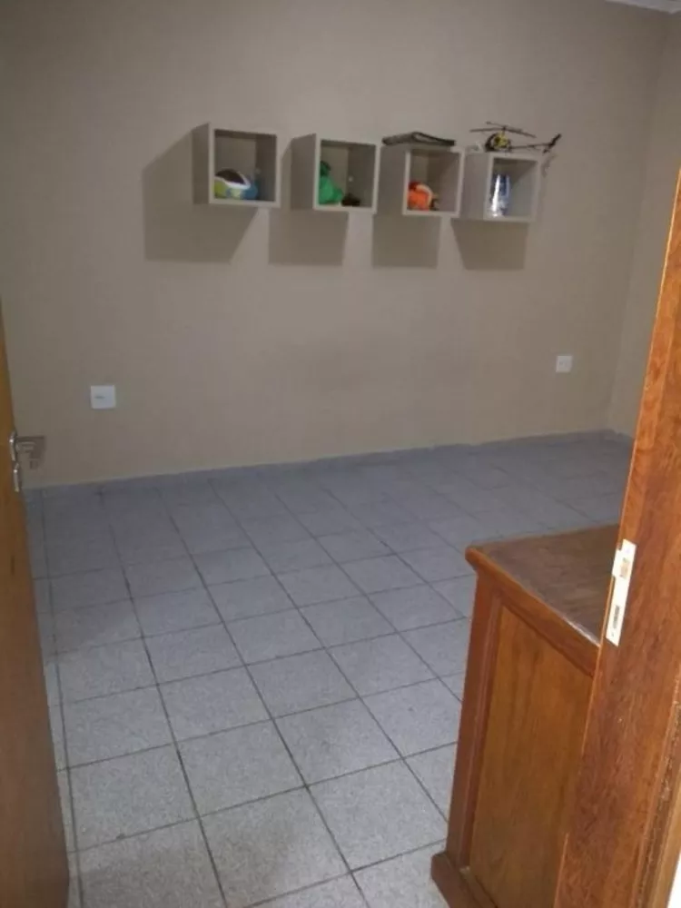 Casa à venda com 3 quartos, 179m² - Foto 22