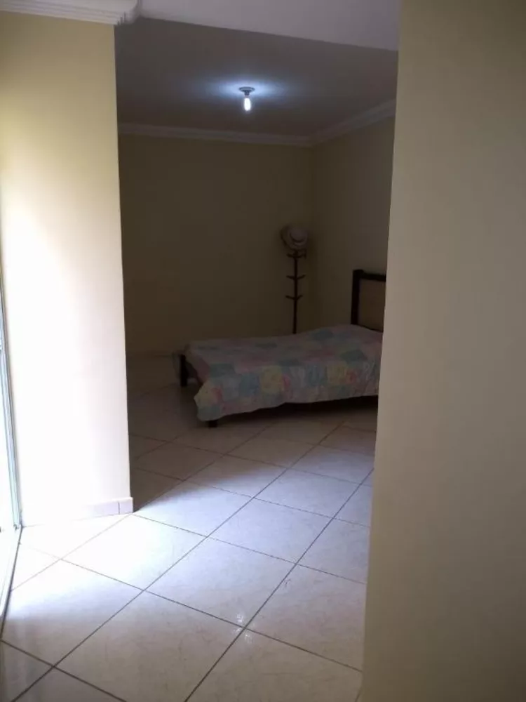 Casa à venda com 3 quartos, 179m² - Foto 14