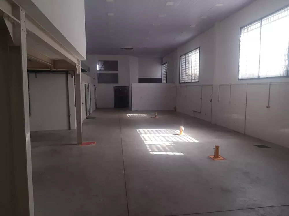 Depósito-Galpão-Armazém para alugar, 600m² - Foto 4