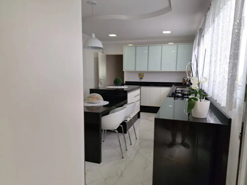 Sobrado, 3 quartos, 280 m² - Foto 7