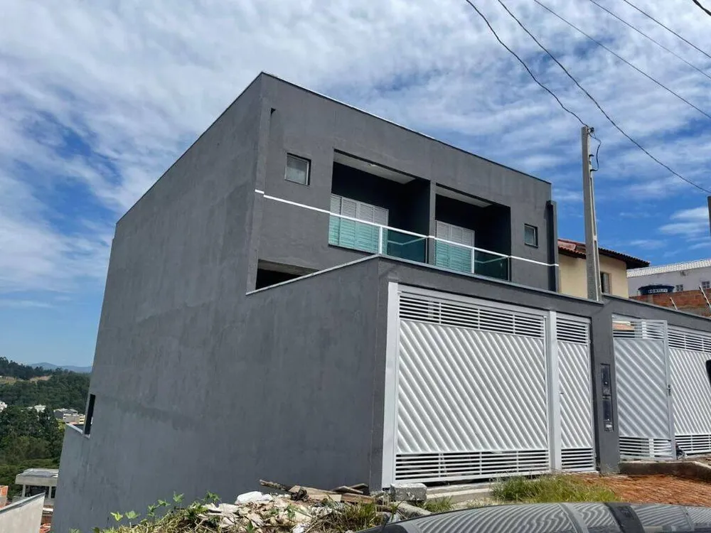 Casa, 3 quartos, 225 m² - Foto 1
