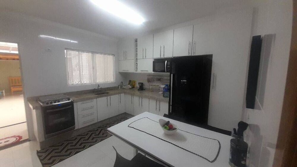 Casa à venda com 3 quartos, 150m² - Foto 11