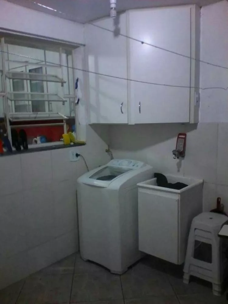 Sobrado à venda com 2 quartos, 60m² - Foto 2