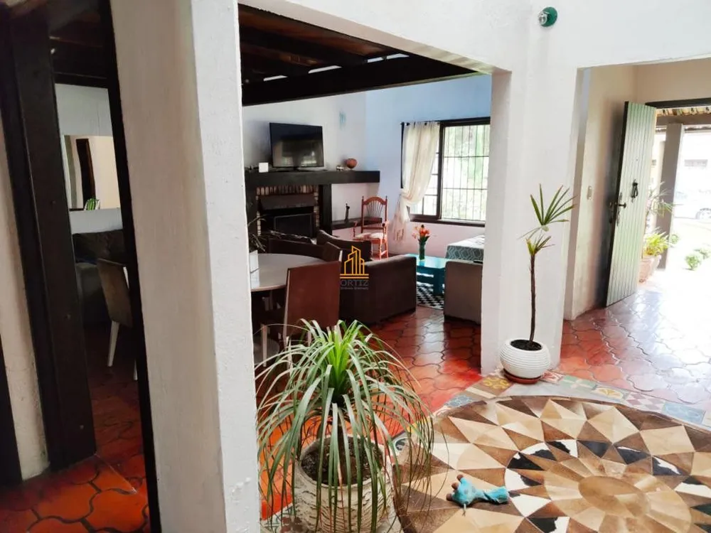 Casa, 3 quartos, 320 m² - Foto 1