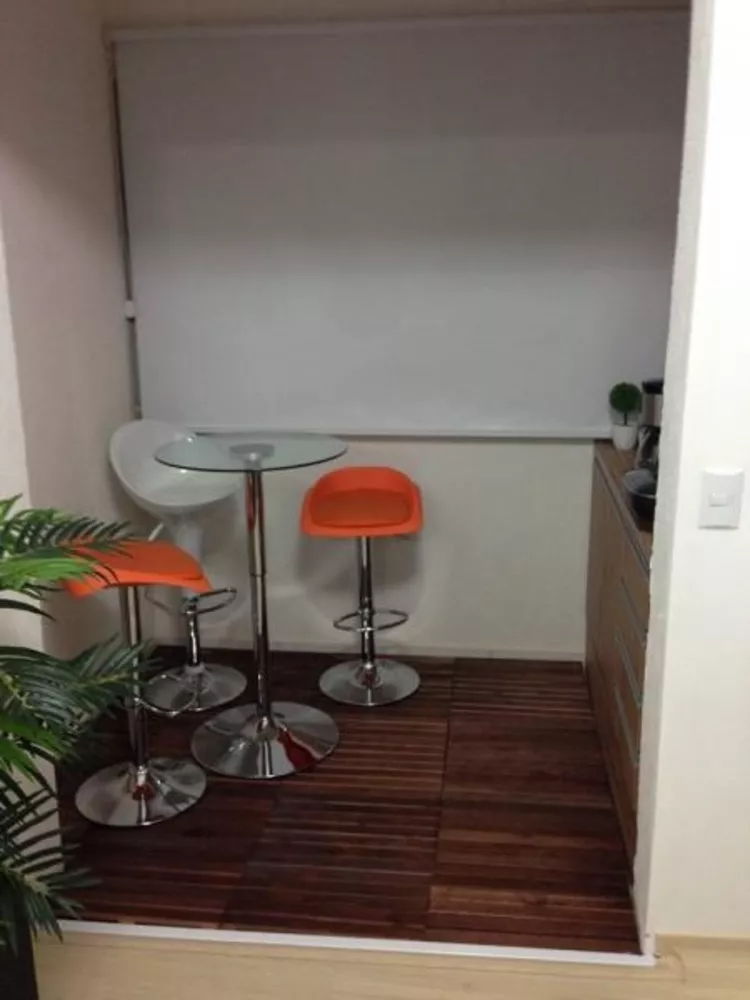 Apartamento à venda com 2 quartos, 72m² - Foto 4