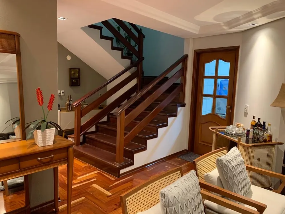 Casa, 5 quartos, 314 m² - Foto 2