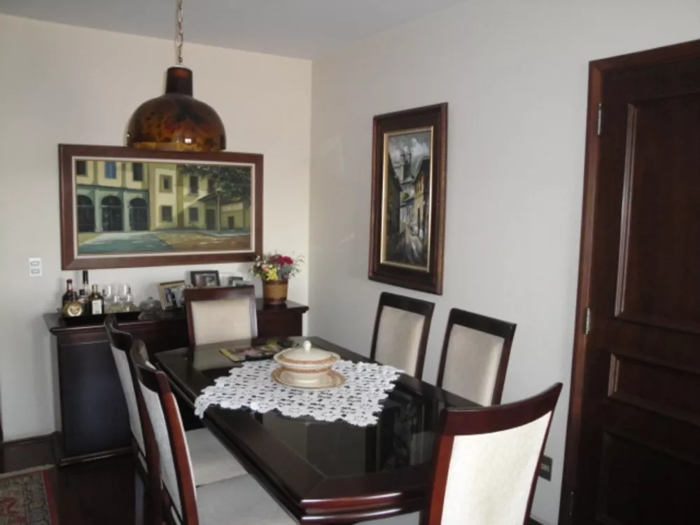 Apartamento à venda com 3 quartos, 130m² - Foto 4