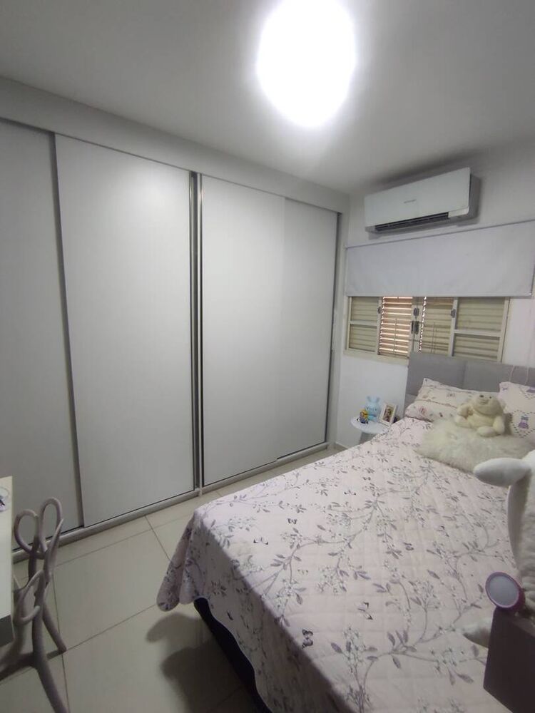 Casa à venda com 3 quartos, 220m² - Foto 5