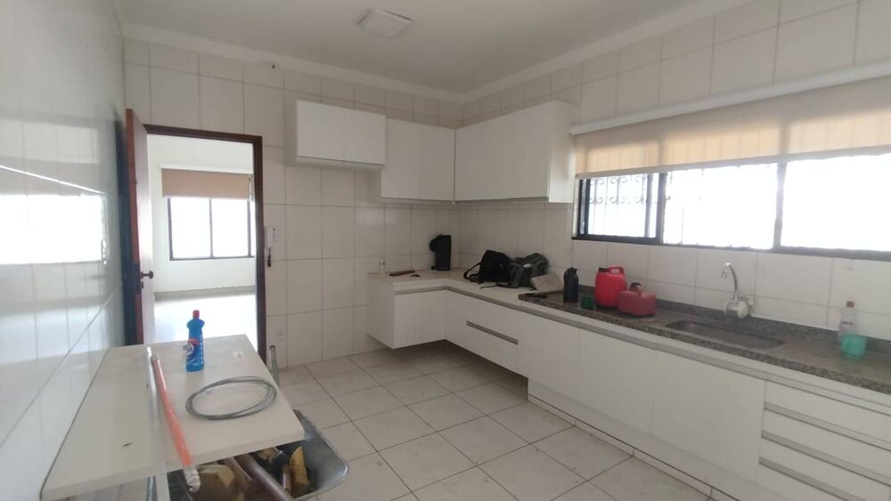 Casa, 3 quartos, 190 m² - Foto 1