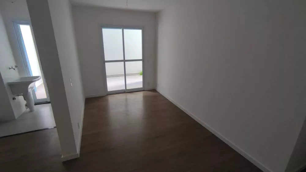 Apartamento à venda com 2 quartos, 60m² - Foto 7