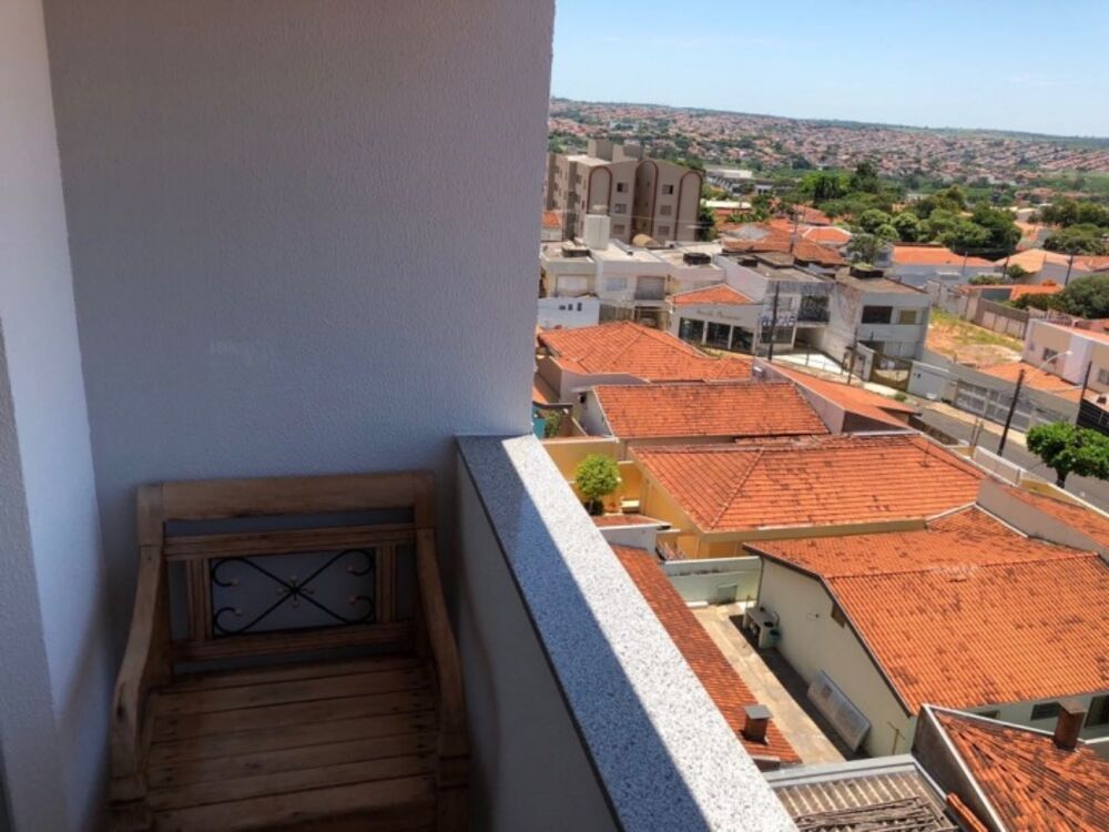 Apartamento à venda com 2 quartos, 100m² - Foto 1
