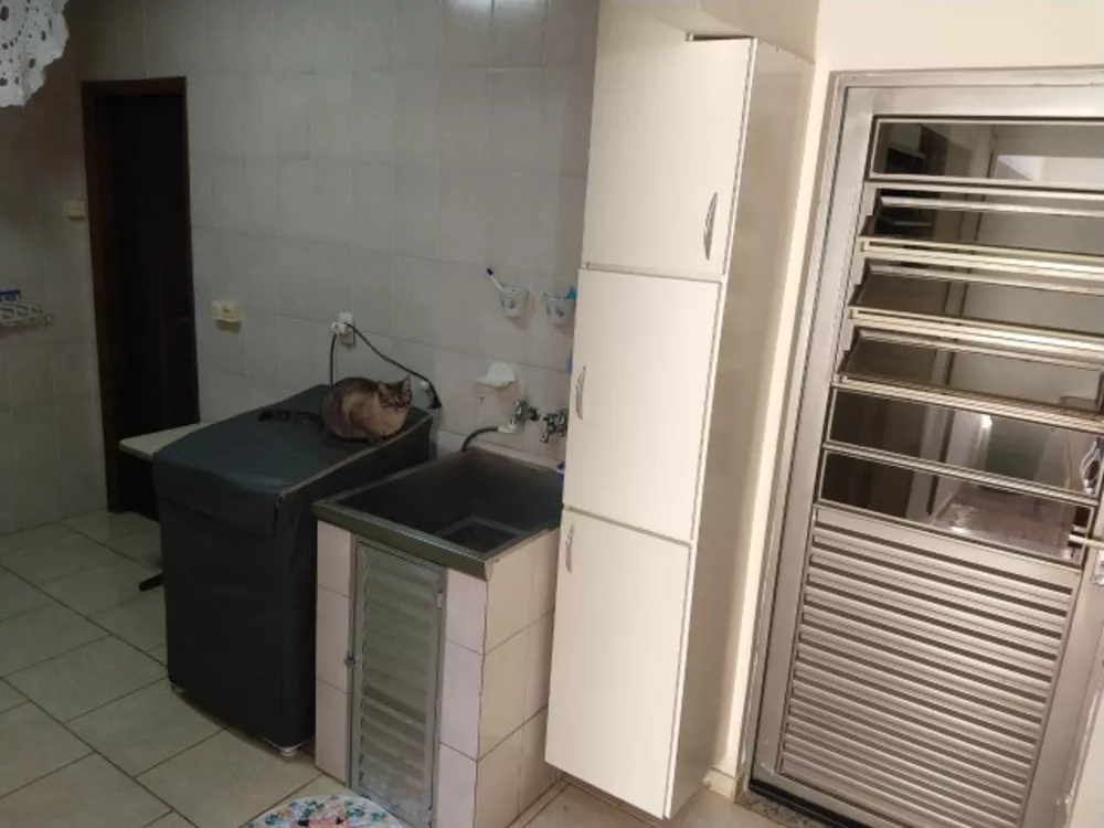 Casa à venda com 3 quartos, 260m² - Foto 4