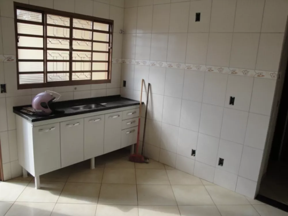 Casa à venda com 3 quartos, 110m² - Foto 5