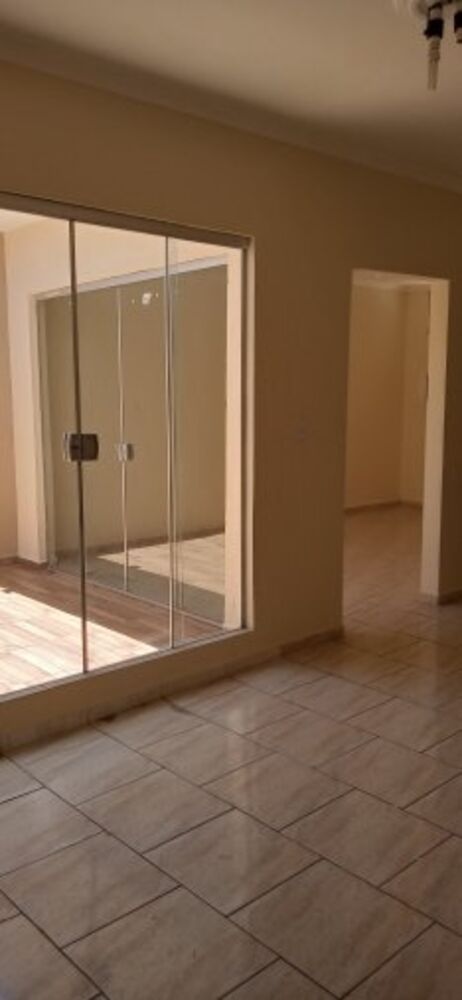 Casa para alugar com 3 quartos, 183m² - Foto 7