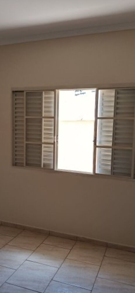 Casa para alugar com 3 quartos, 183m² - Foto 13