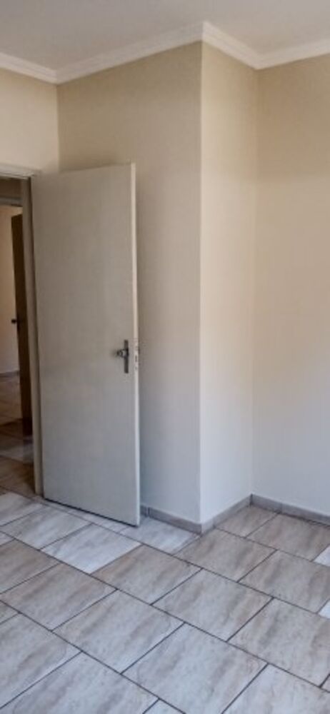 Casa para alugar com 3 quartos, 183m² - Foto 12