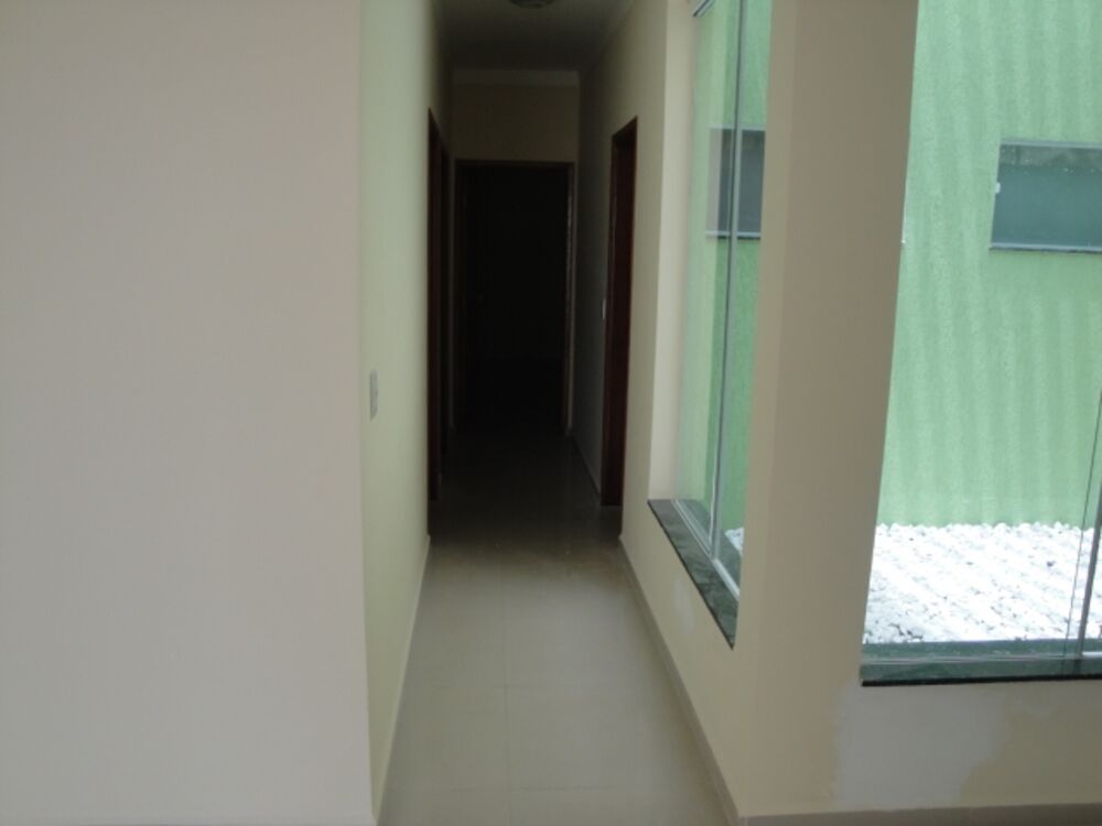 Casa à venda com 3 quartos, 120m² - Foto 3
