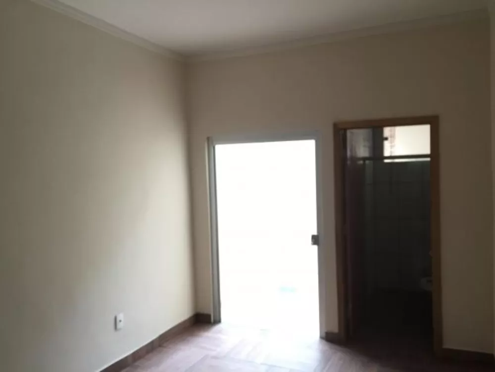 Casa à venda com 3 quartos, 170m² - Foto 7