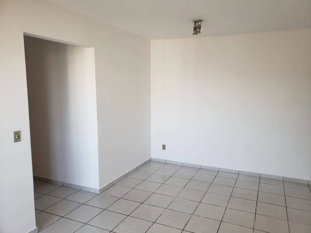 Apartamento, 3 quartos, 76 m² - Foto 2
