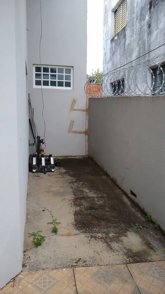 Casa, 3 quartos, 162 m² - Foto 2