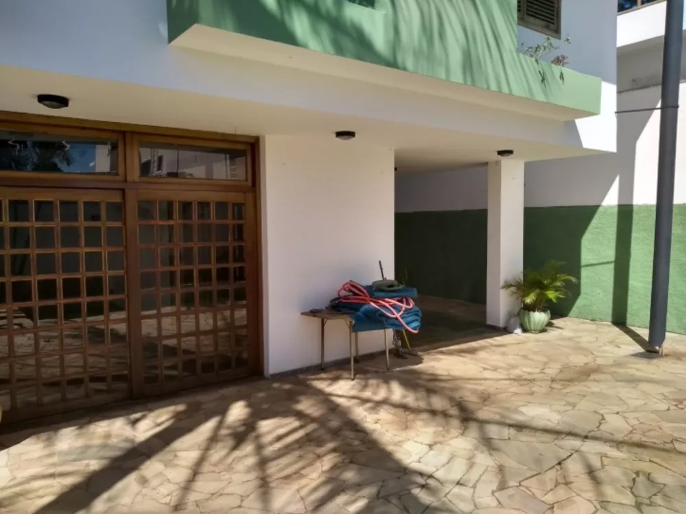 Casa à venda com 4 quartos, 450m² - Foto 7