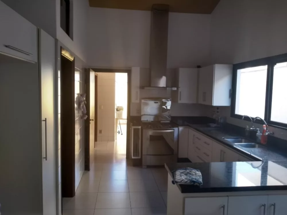 Casa à venda com 4 quartos, 450m² - Foto 5