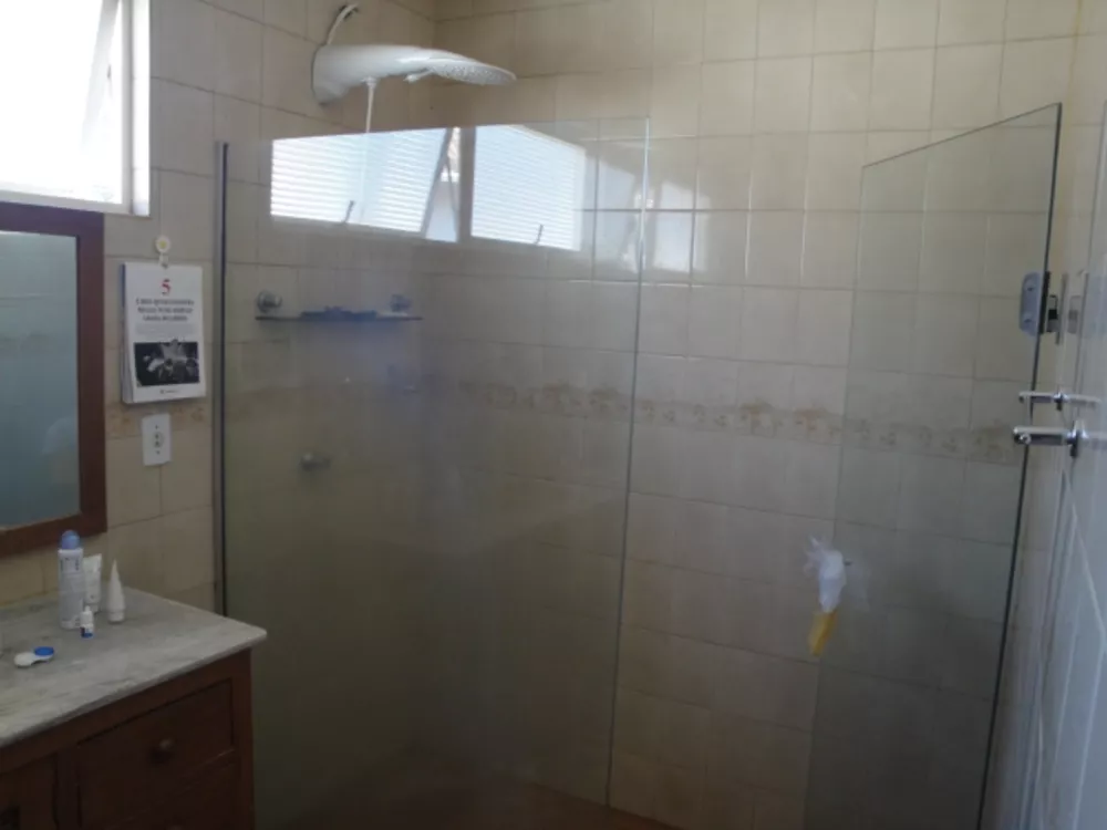 Casa à venda com 3 quartos, 300m² - Foto 4