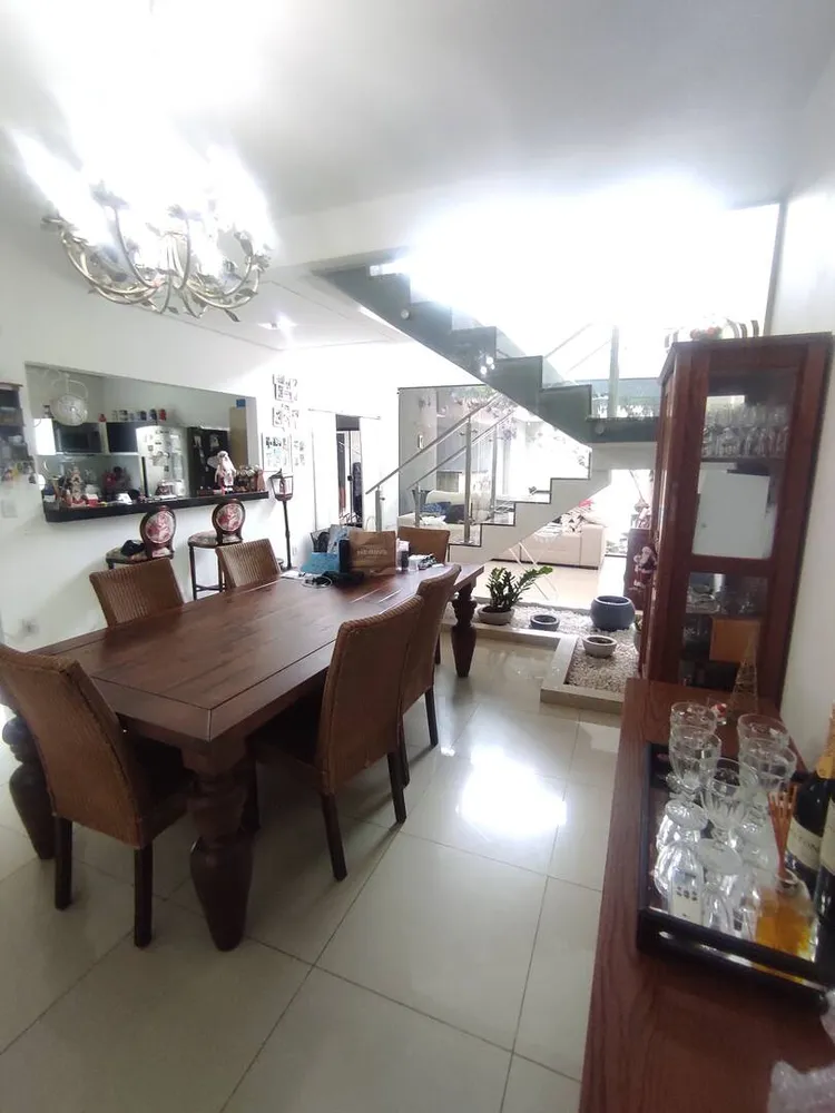 Casa, 3 quartos, 220 m² - Foto 10