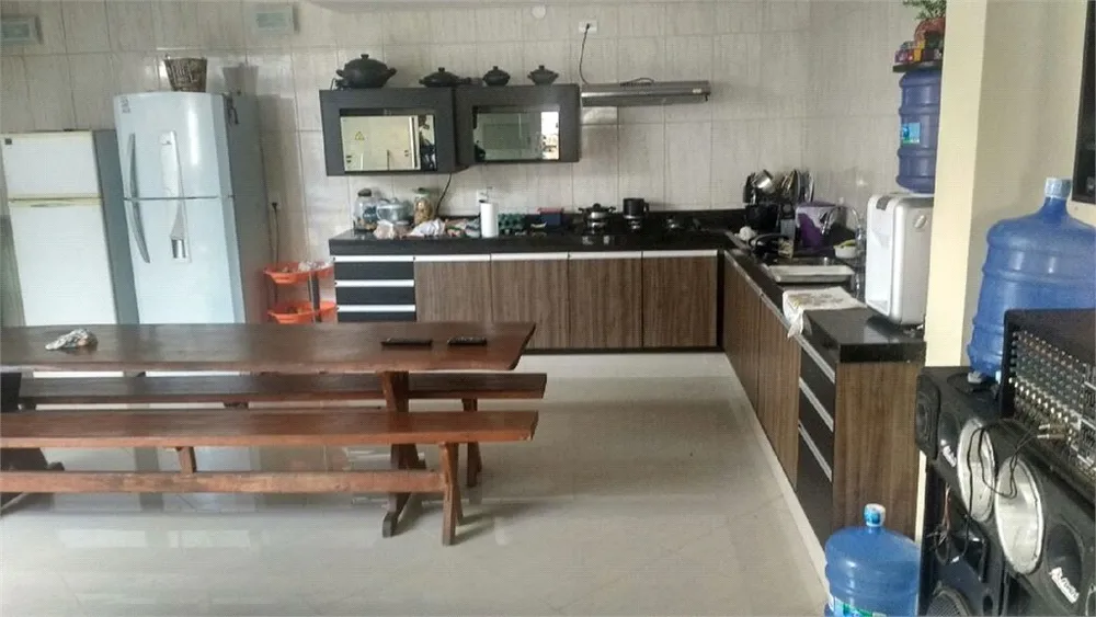 Casa, 3 quartos, 190 m² - Foto 2
