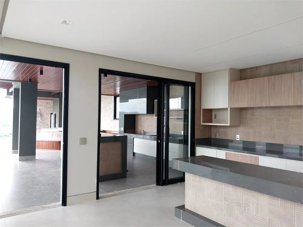 Casa, 8 quartos, 650 m² - Foto 1