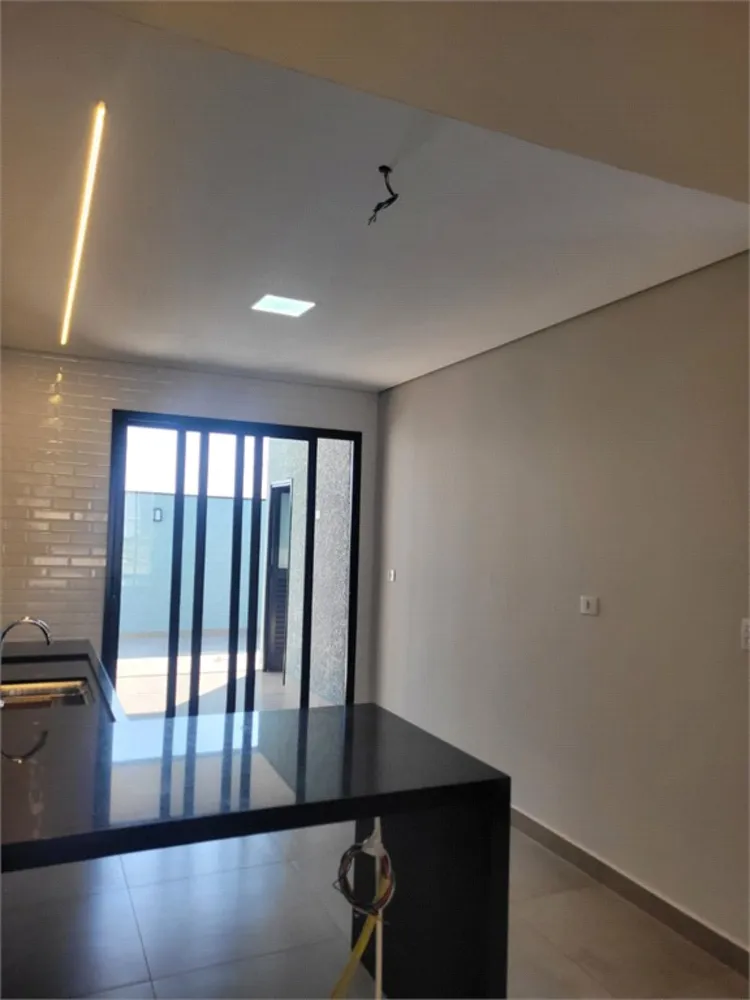 Casa, 3 quartos, 175 m² - Foto 2