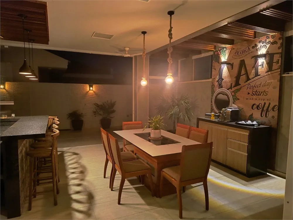 Casa, 3 quartos, 308 m² - Foto 8