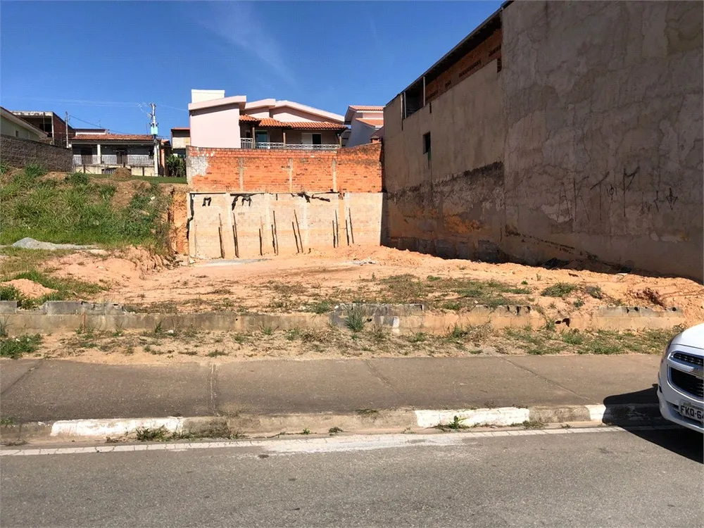 Loteamento e Condomínio, 300 m² - Foto 1
