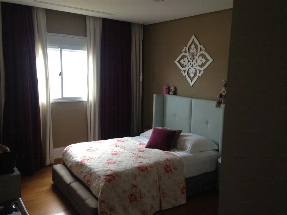 Apartamento, 3 quartos, 226 m² - Foto 1