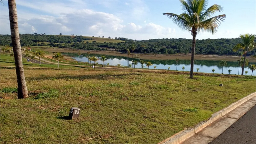 Loteamento e Condomínio, 450 m² - Foto 1